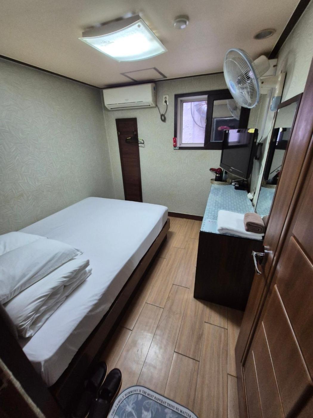 Joyful Stay Soul Exteriér fotografie