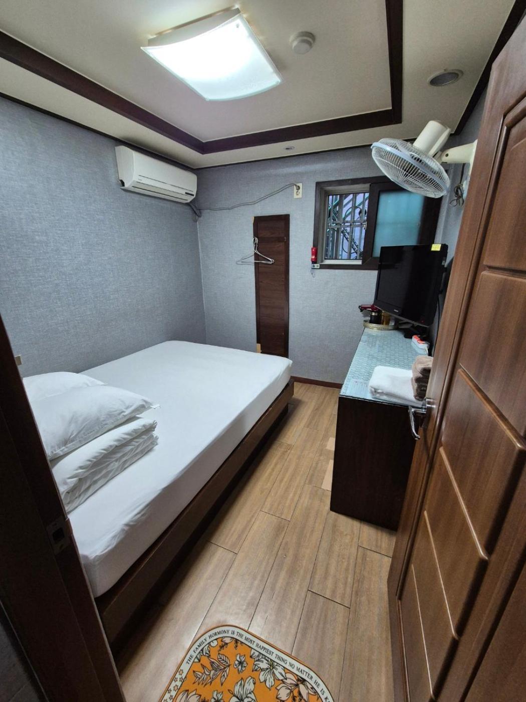 Joyful Stay Soul Exteriér fotografie